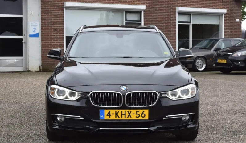 BMW 316I TOURING EXECUTIVE SPORT AUTOMAAT NAVI CLIMA C